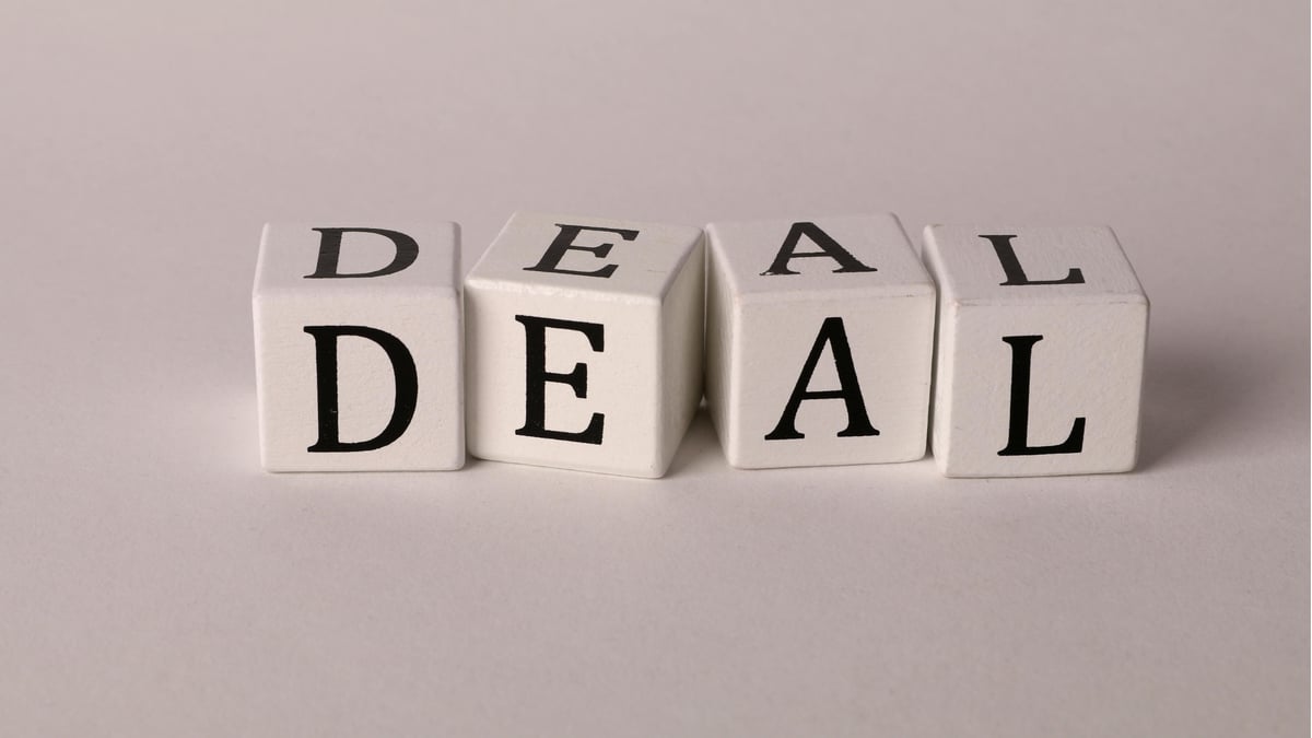 Selling AI to Enterprise Buyers: How Revenue Teams Can Prove Value and Reduce Risk